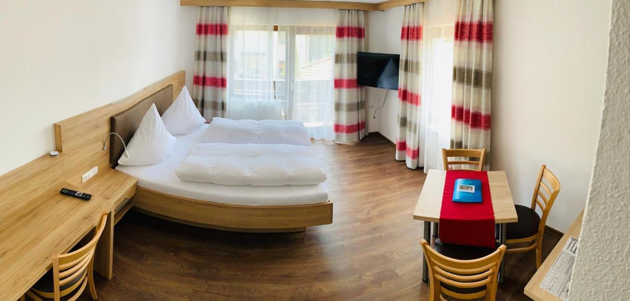 Apartmenthaus Florian Lam Exteriér fotografie